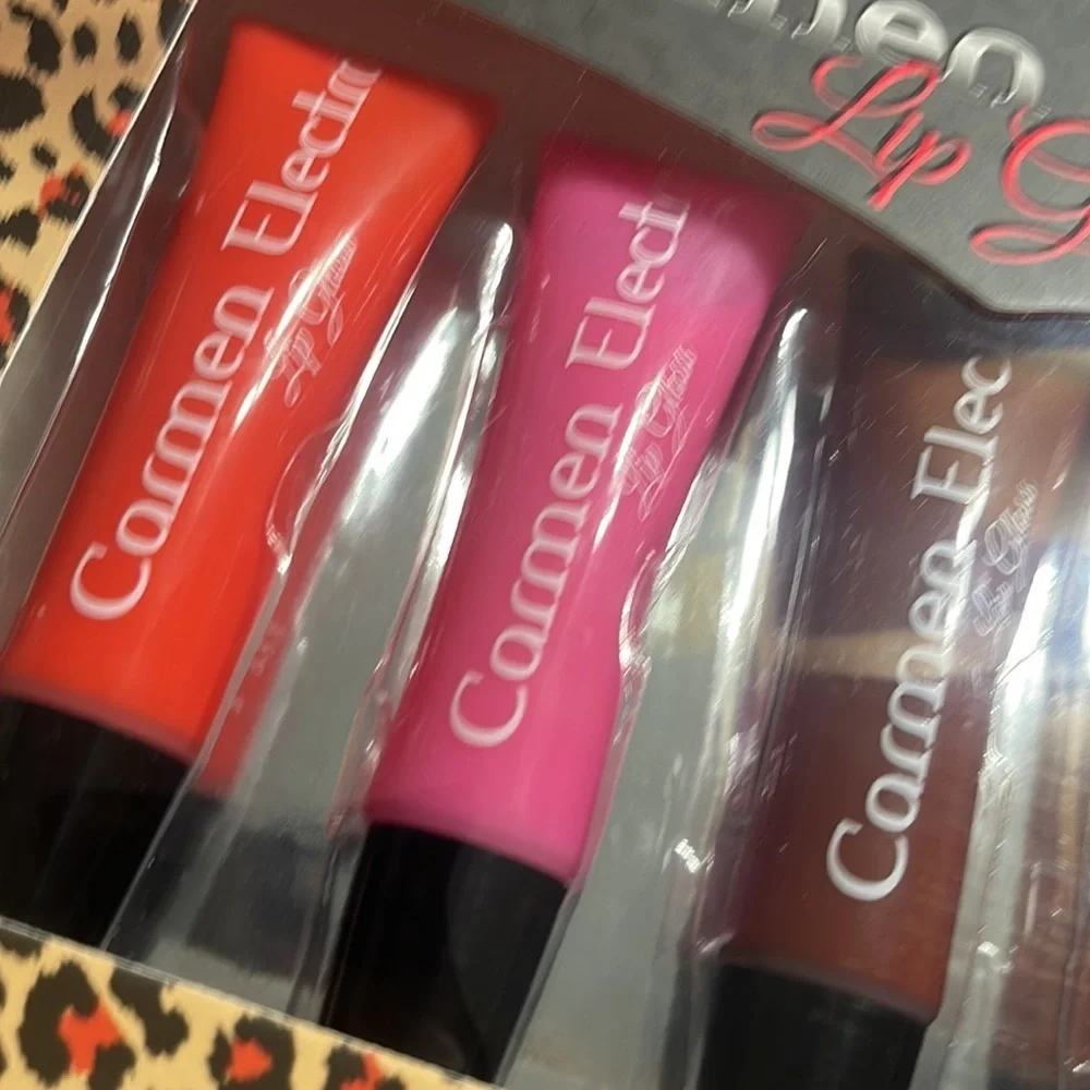 New Carmen Electra 5 pc lip gloss set